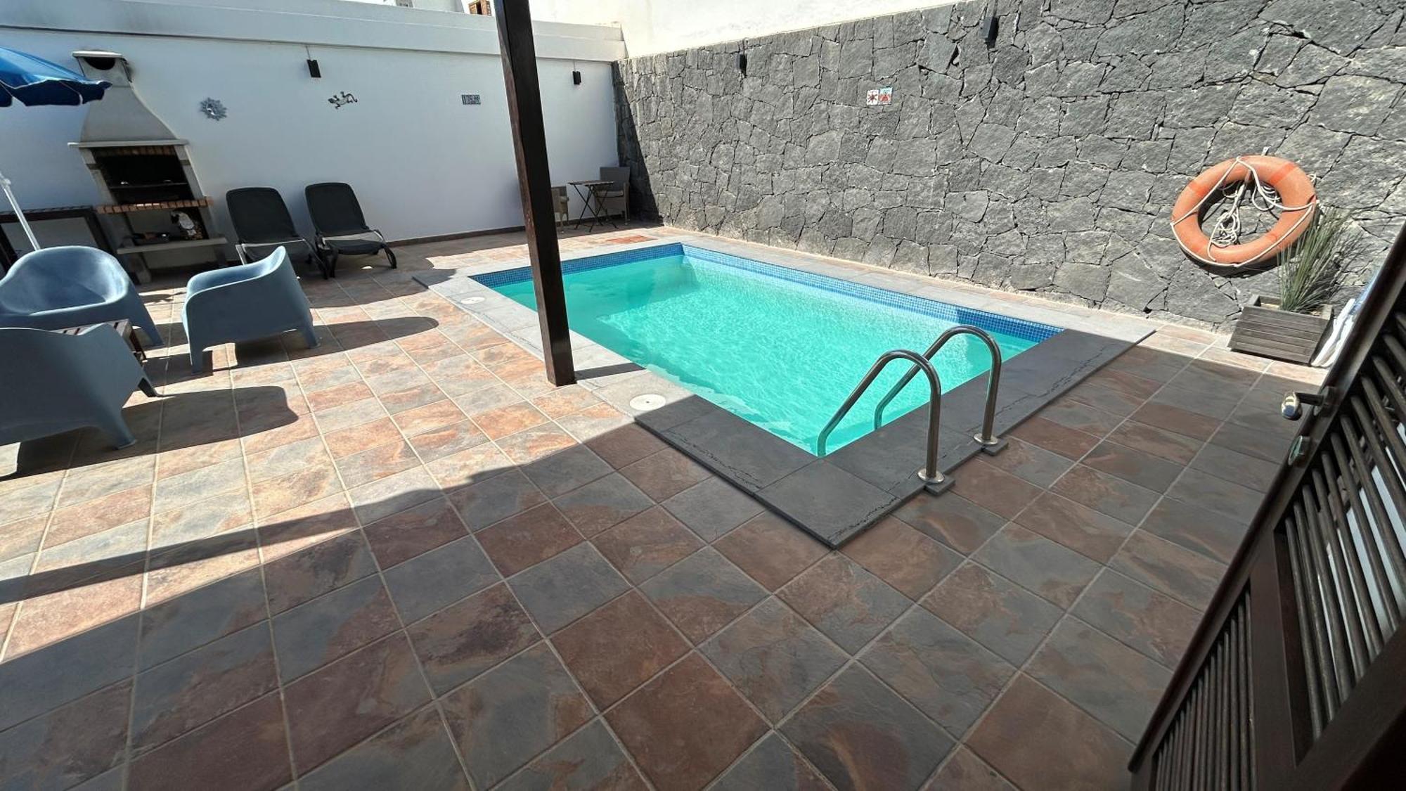 Citrus - Playa Blanca, Private Heated Pool, Air Conditioner